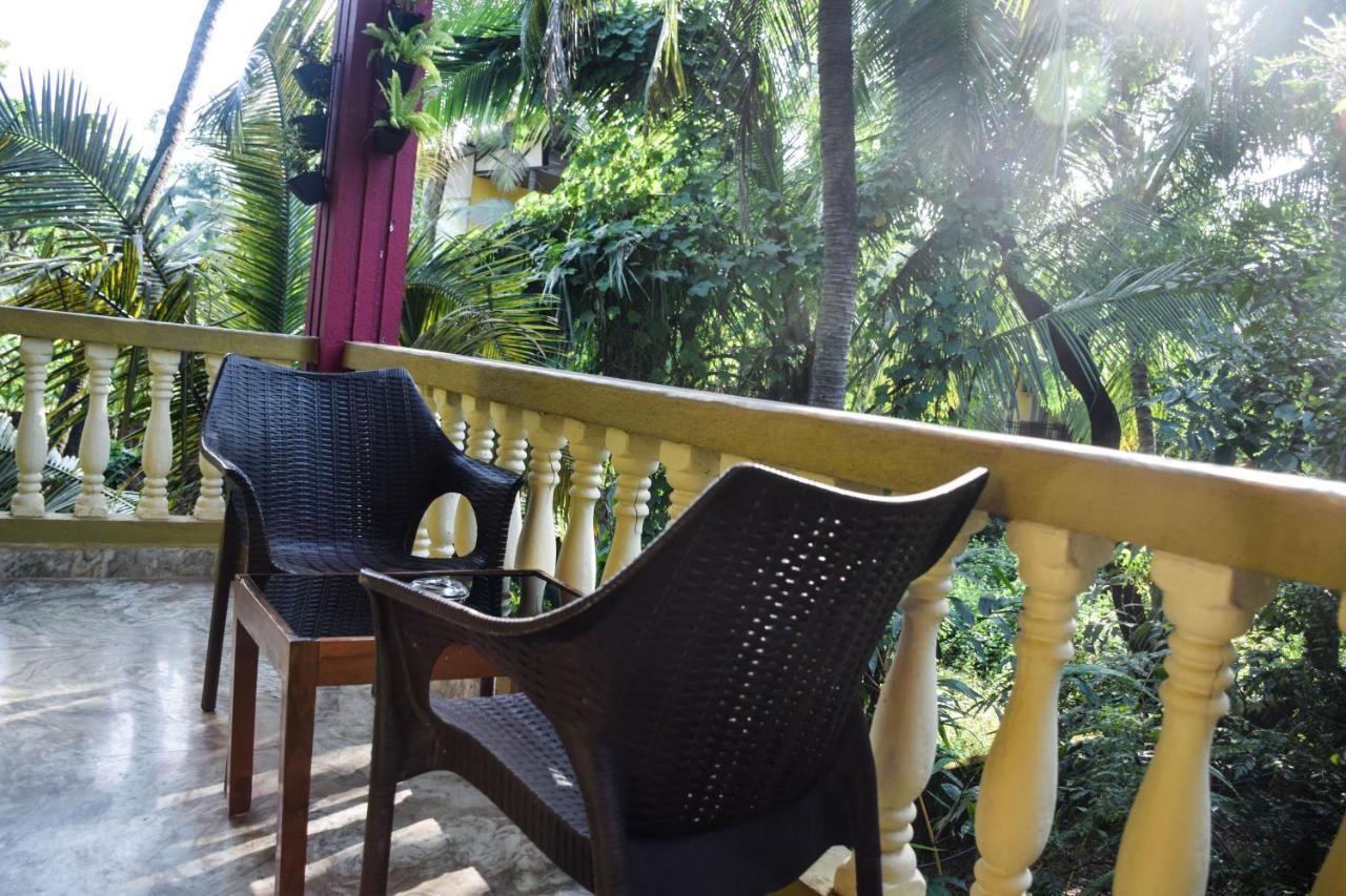 Laligurasvilla Beachside Escape - 100M To Beach Candolim Luaran gambar