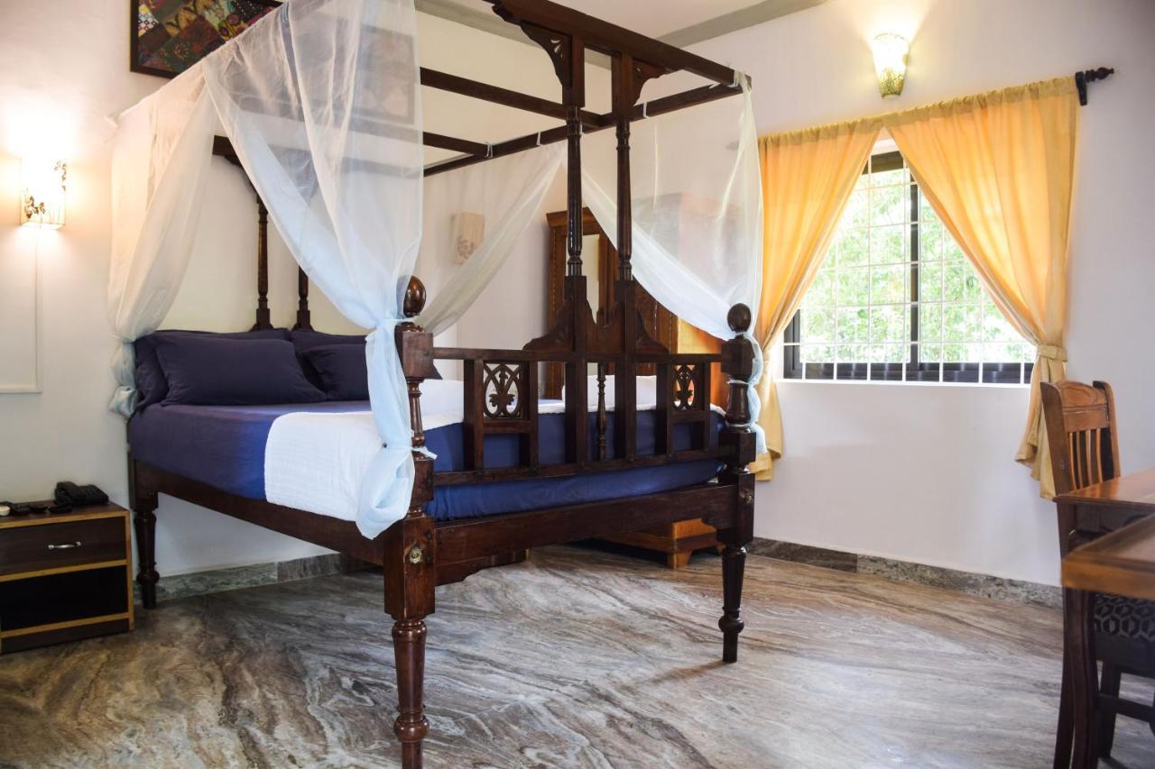 Laligurasvilla Beachside Escape - 100M To Beach Candolim Luaran gambar