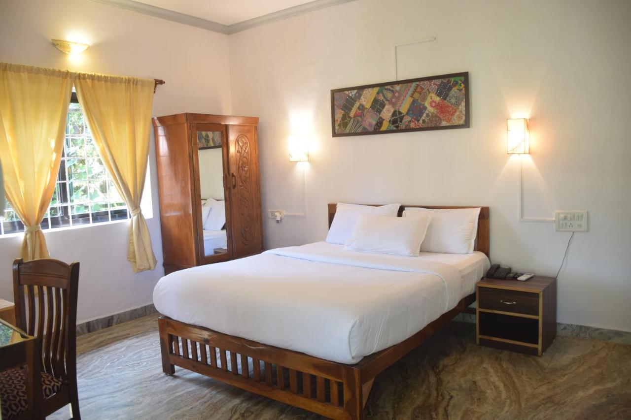 Laligurasvilla Beachside Escape - 100M To Beach Candolim Luaran gambar
