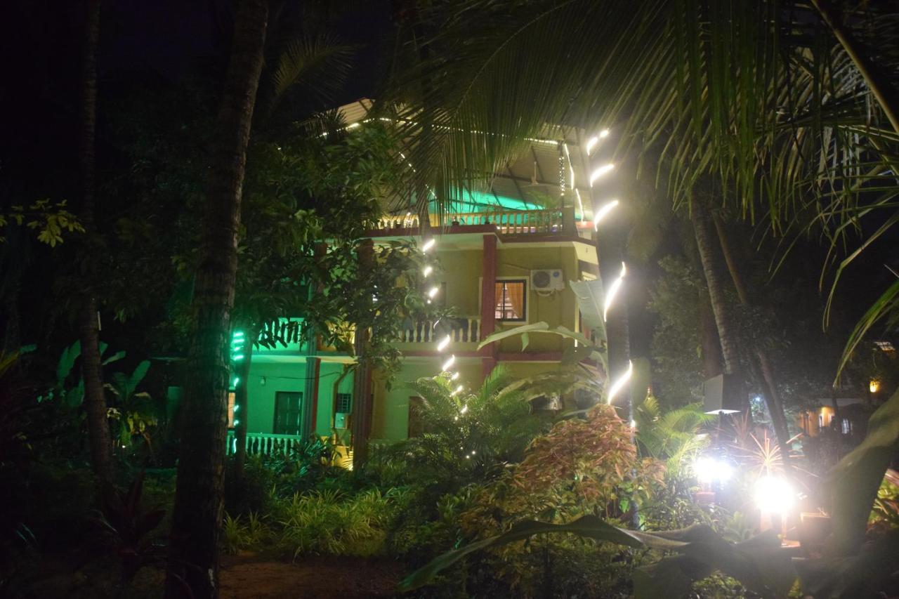 Laligurasvilla Beachside Escape - 100M To Beach Candolim Luaran gambar