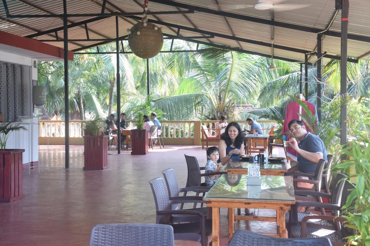 Laligurasvilla Beachside Escape - 100M To Beach Candolim Luaran gambar