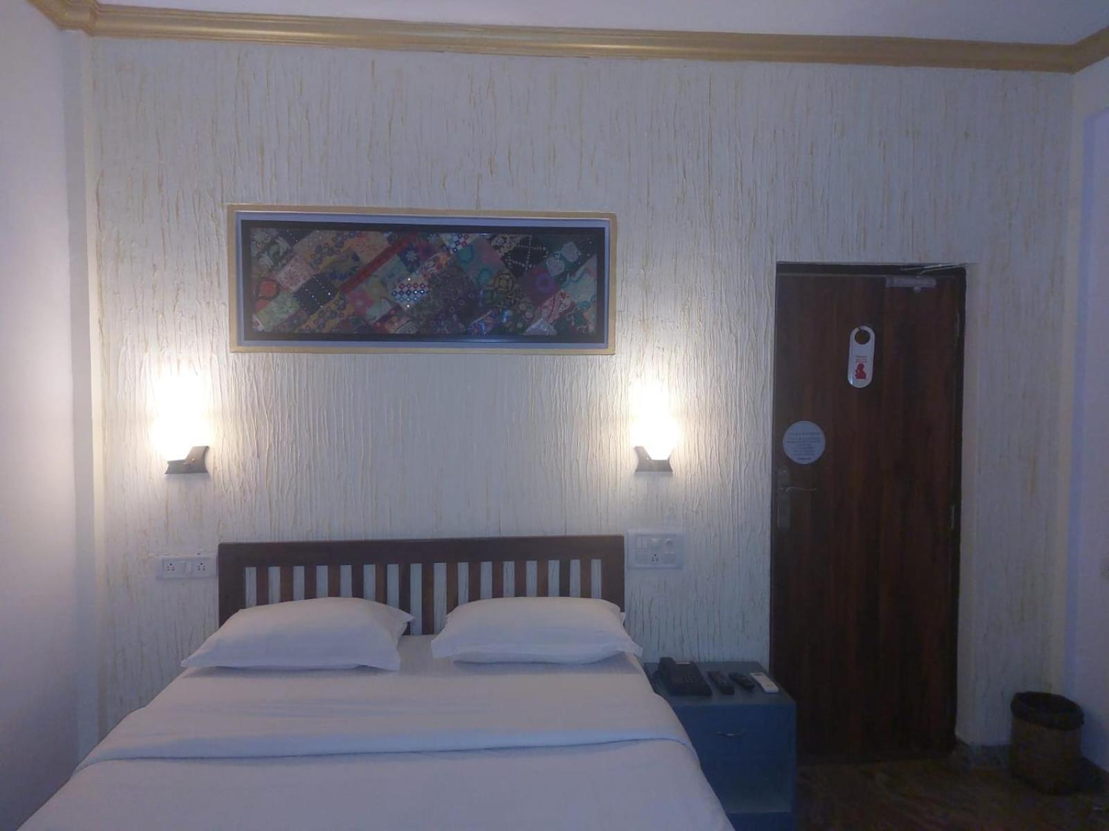 Laligurasvilla Beachside Escape - 100M To Beach Candolim Luaran gambar