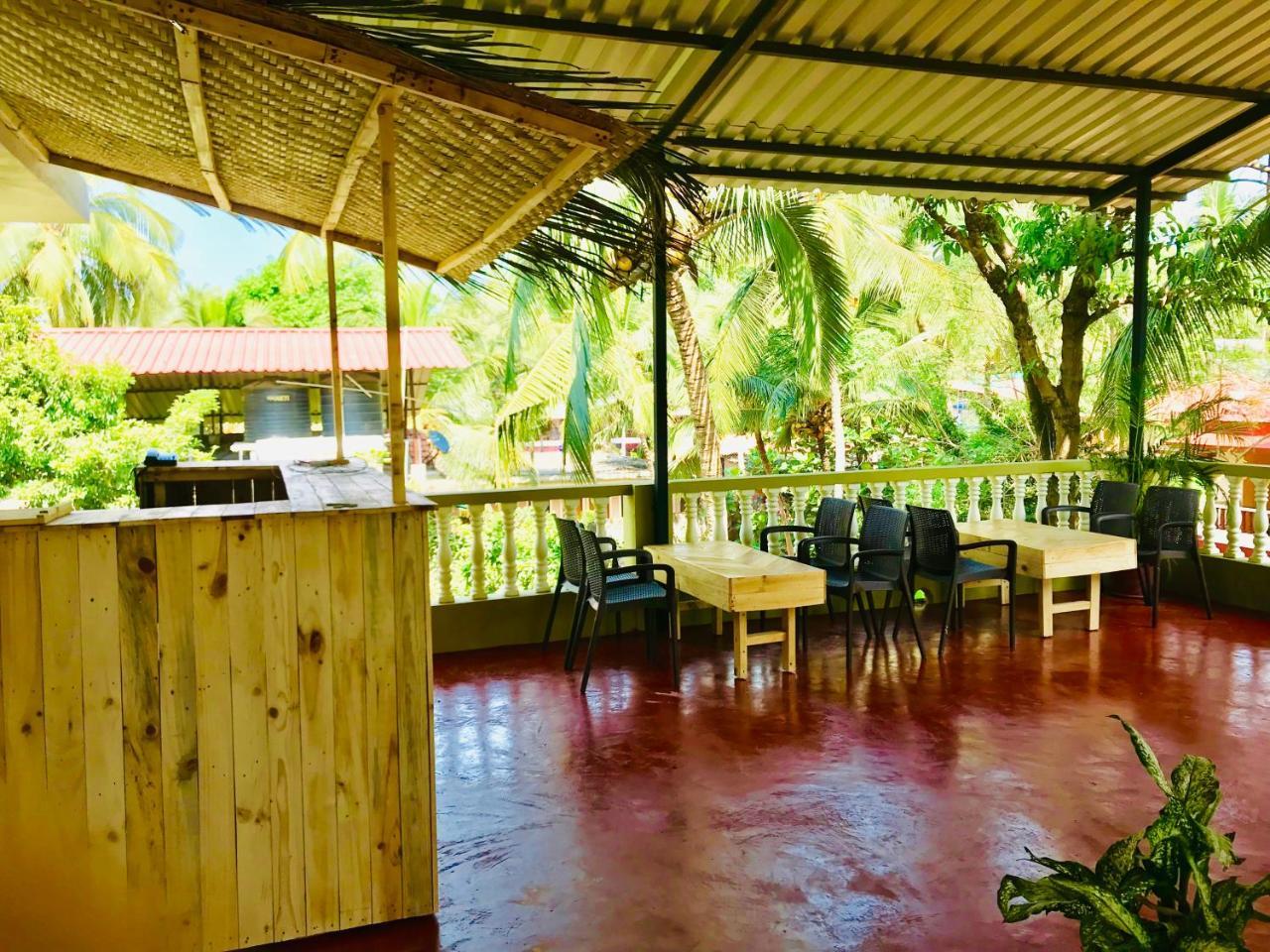 Laligurasvilla Beachside Escape - 100M To Beach Candolim Luaran gambar