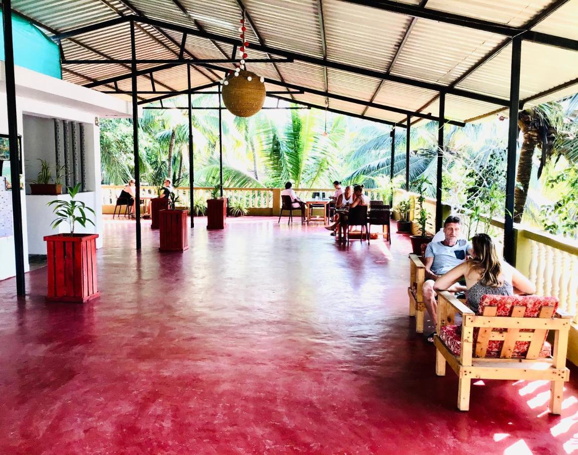 Laligurasvilla Beachside Escape - 100M To Beach Candolim Luaran gambar