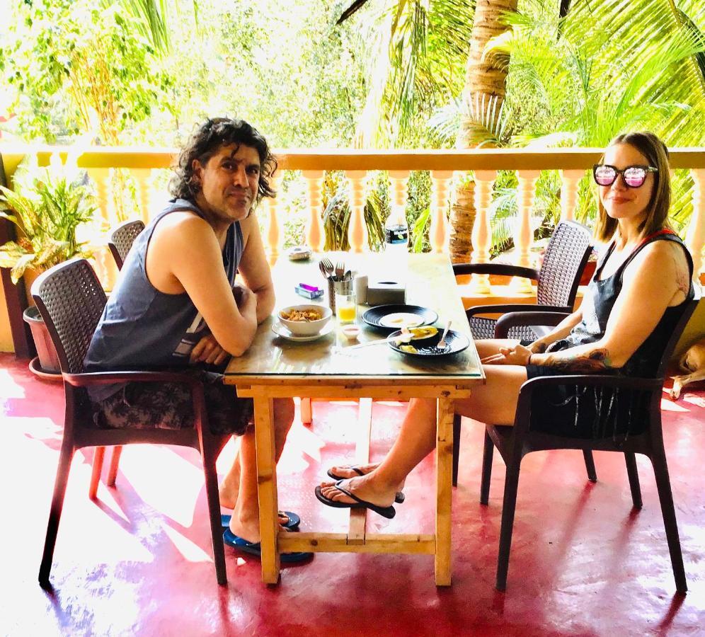 Laligurasvilla Beachside Escape - 100M To Beach Candolim Luaran gambar